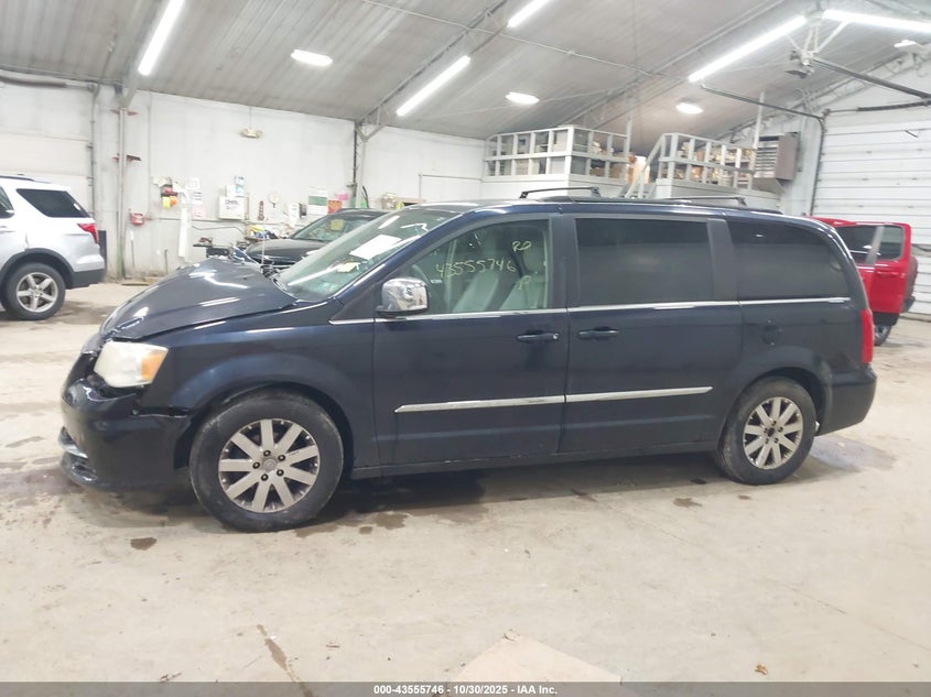 2011 Chrysler Town & Country Touring-L VIN: 2A4RR8DG3BR630715 Lot: 43555746