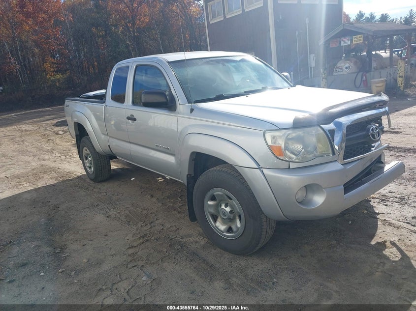 TOYOTA TACOMA BASE V6