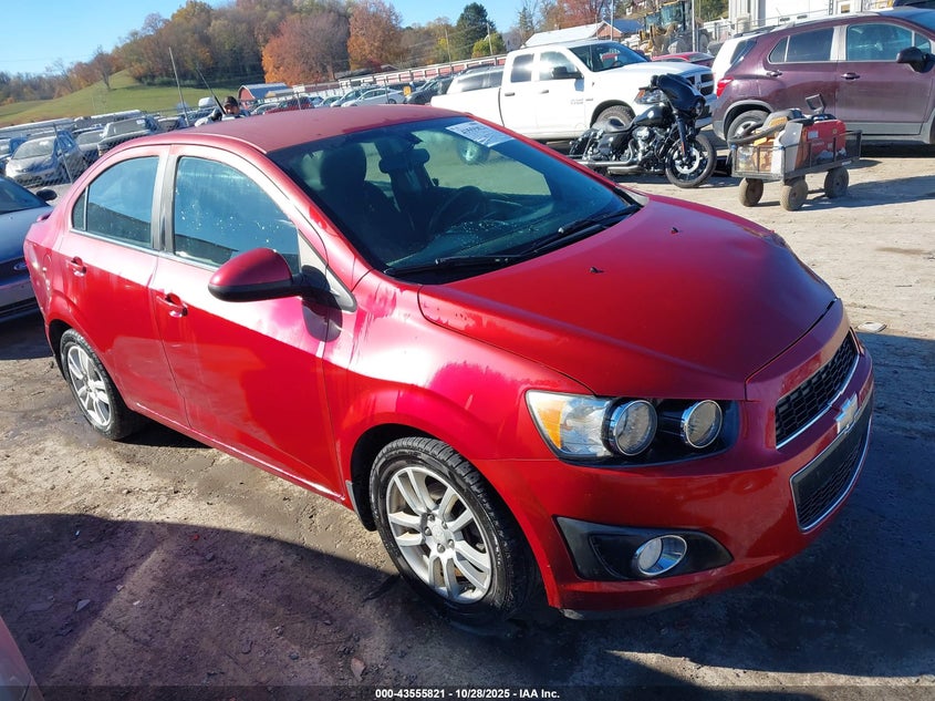 CHEVROLET SONIC LT AUTO