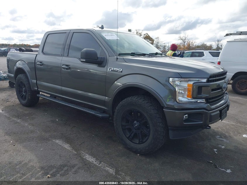 FORD F-150 XLT