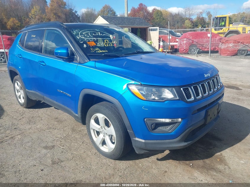 3C4NJDBB9KT807745 2019 Jeep Compass Latitude 4X4 auction photo 1