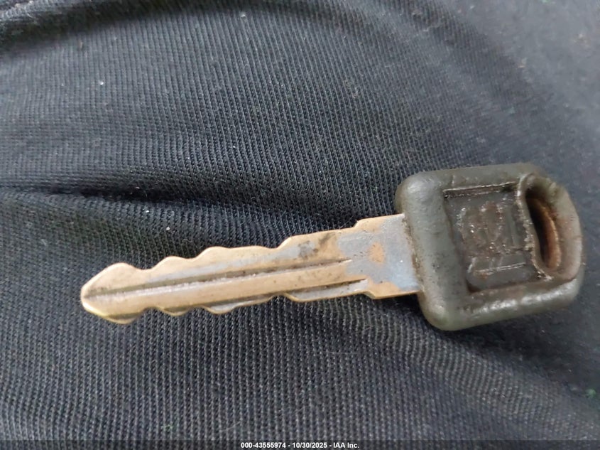 1999 GMC Yukon Slt Cmi VIN: 1GKEK13R9XR506548 Lot: 43555974