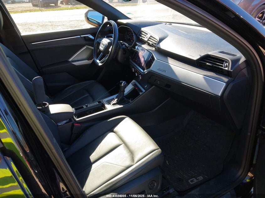 2021 Audi Q3 Premium 45 Tfsi S Line Quattro Tiptronic VIN: WA1DECF3XM1142050 Lot: 43556005