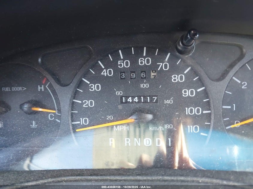 1998 Ford Taurus Lx/Se VIN: 1FAFP52U3WG278495 Lot: 43556156