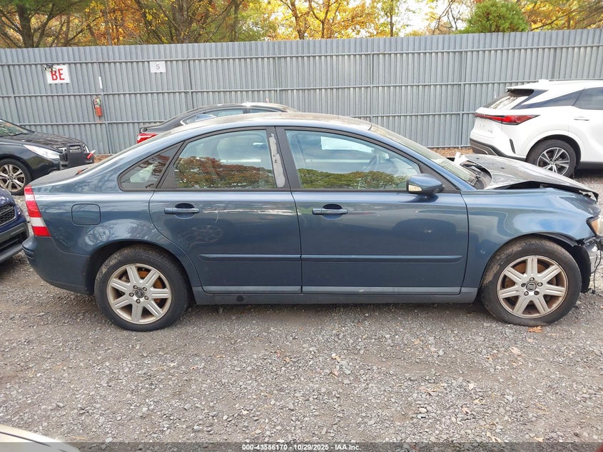 2006 Volvo S40 2.4I VIN: YV1MS382862223932 Lot: 43556170