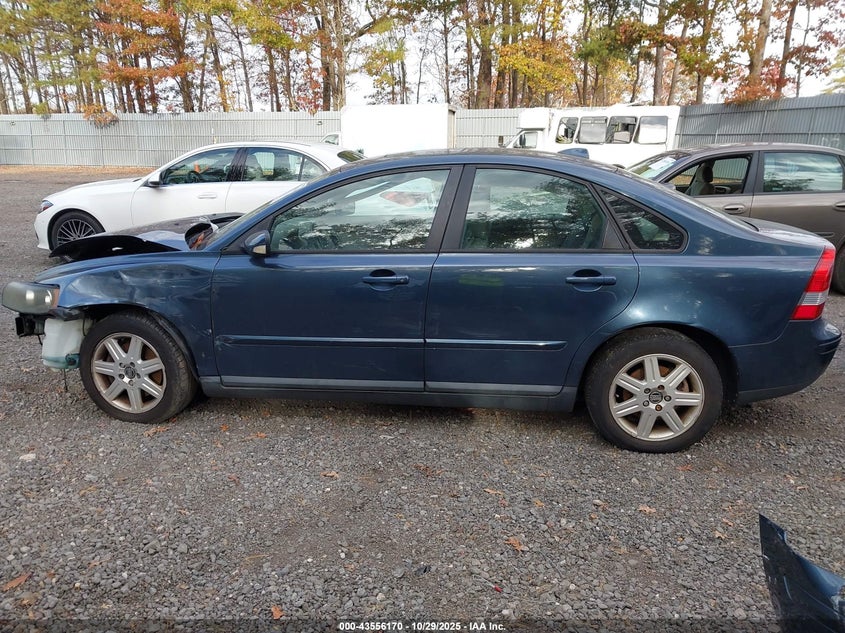 2006 Volvo S40 2.4I VIN: YV1MS382862223932 Lot: 43556170