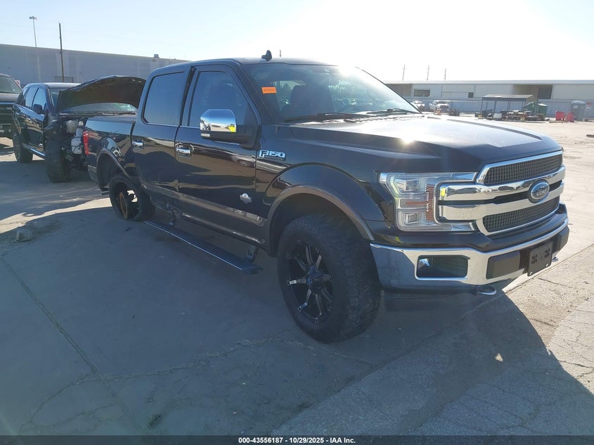 FORD F-150 KING RANCH