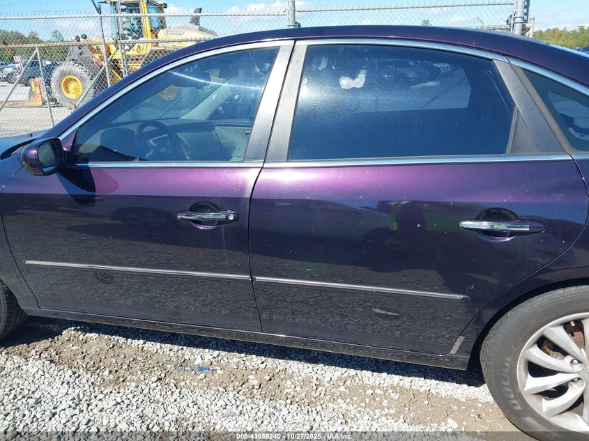 2006 Hyundai Azera Limited/Se VIN: KMHFC46F86A132779 Lot: 43556240