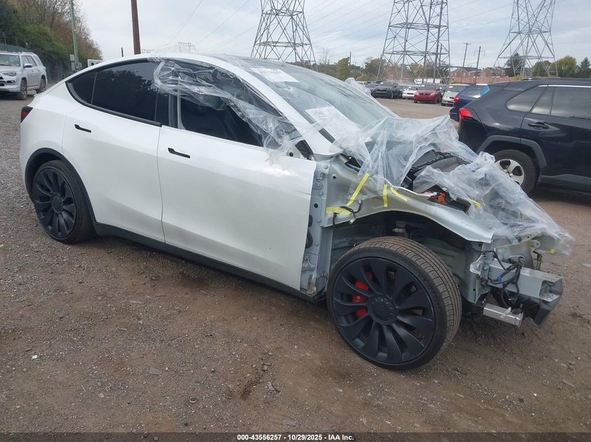 TESLA MODEL Y LONG RANGE DUAL MOTOR ALL-WHEEL DRIVE