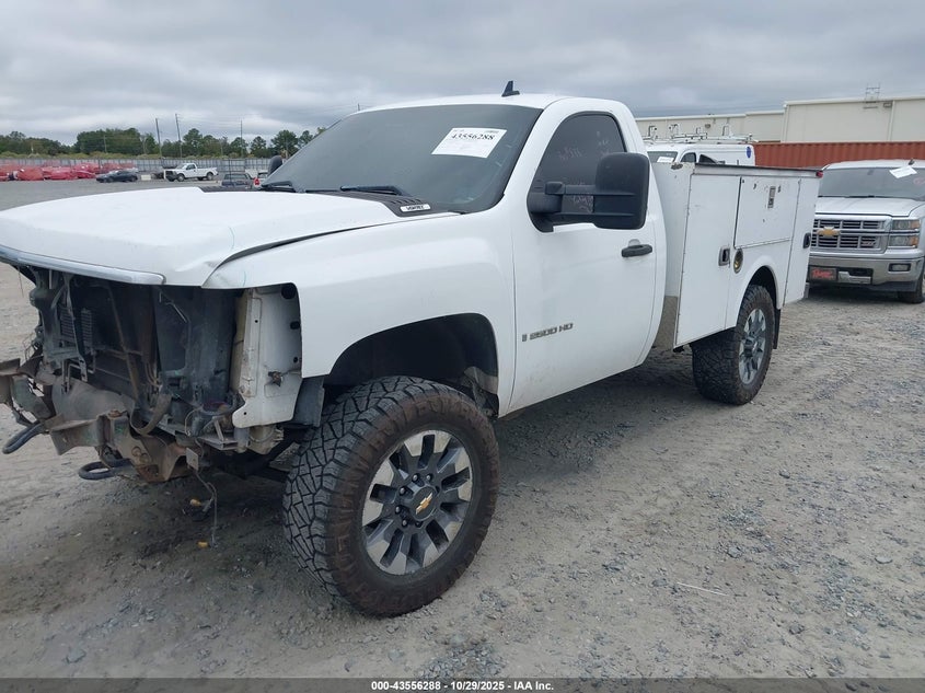 1GBHC44K29E122201 2009 CHEVROLET SILVERADO photo no. 2