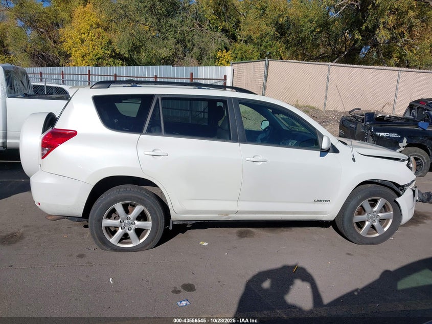 2007 Toyota Rav4 Limited V6 VIN: JTMBK34VX75034227 Lot: 43556545