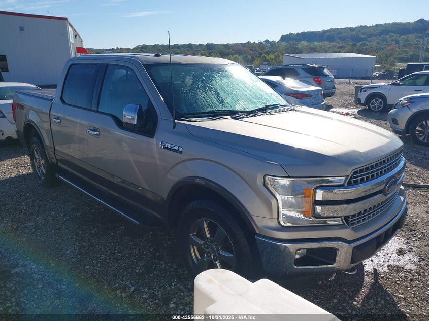 FORD F-150 LARIAT
