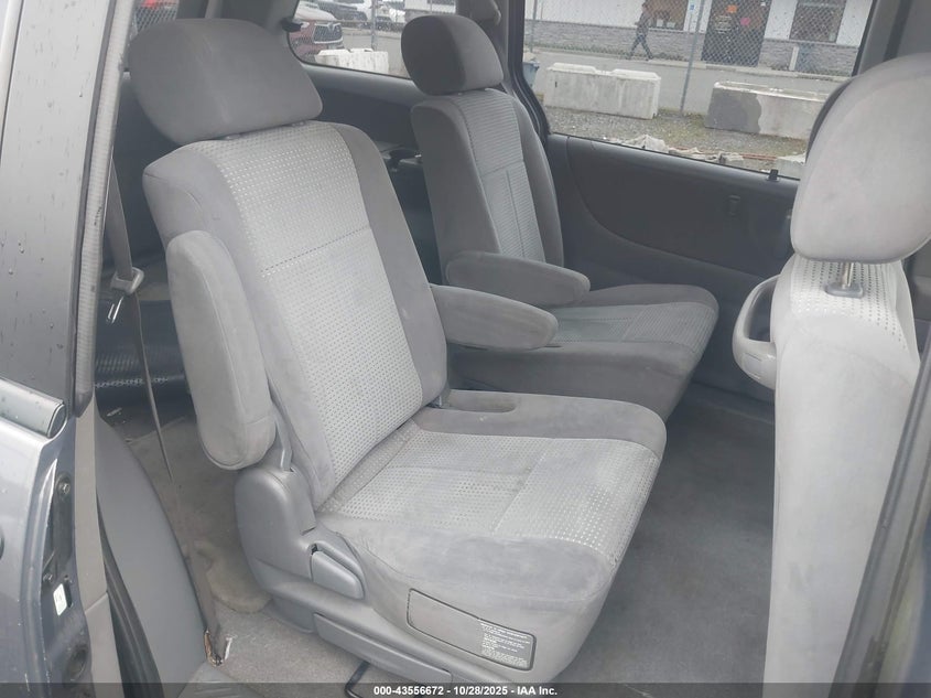 2006 Mazda Mpv Lx VIN: JM3LW28J960567666 Lot: 43556672