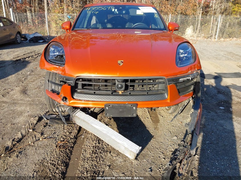 2024 Porsche Macan T VIN: WP1AA2A52RLB12848 Lot: 43556716