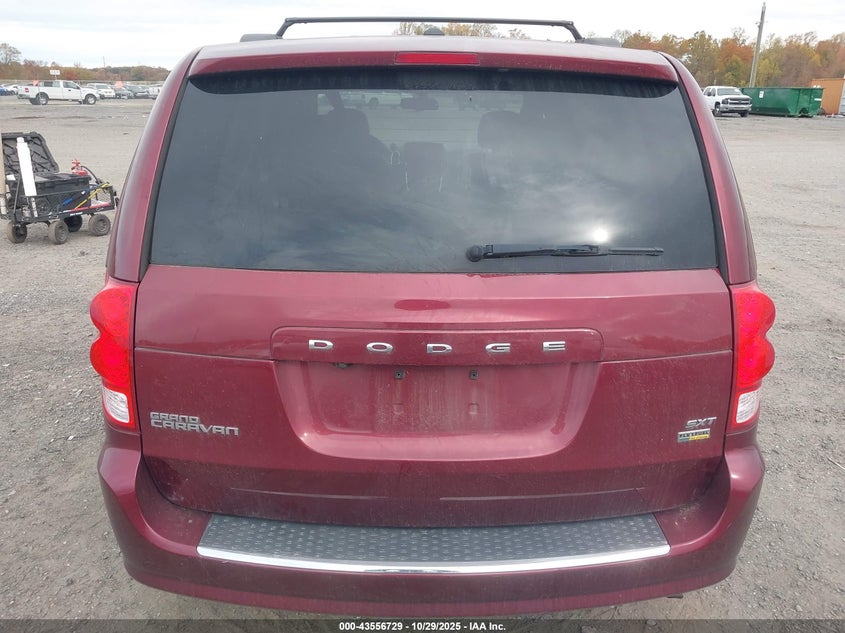 2018 Dodge Grand Caravan Sxt VIN: 2C4RDGCG7JR240179 Lot: 43556729