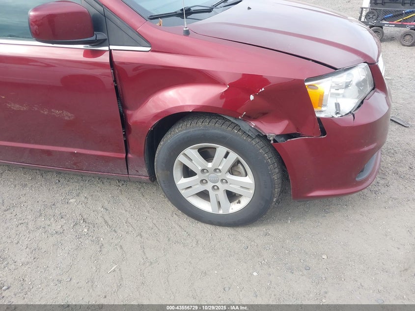 2018 Dodge Grand Caravan Sxt VIN: 2C4RDGCG7JR240179 Lot: 43556729