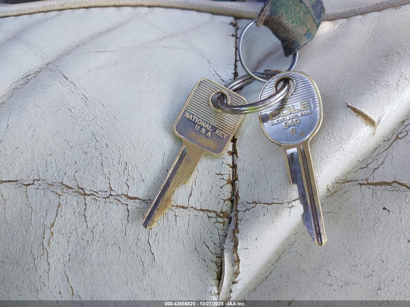 1984 Cadillac Eldorado Biarritz VIN: 1G6AL6785EE668545 Lot: 43556820