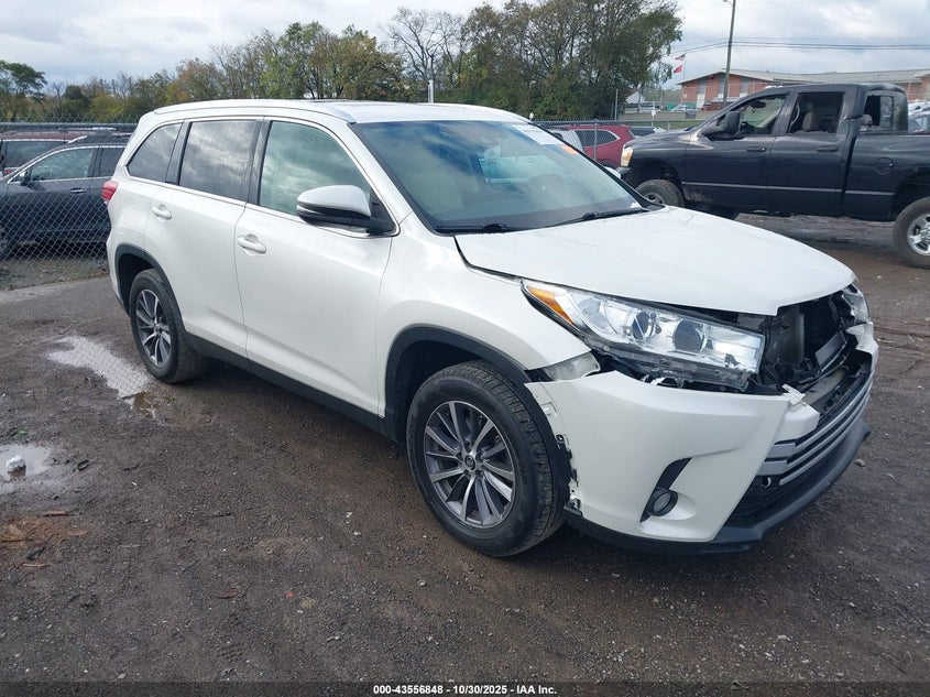 TOYOTA HIGHLANDER XLE