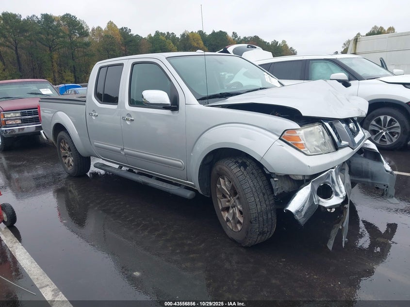 NISSAN FRONTIER SL