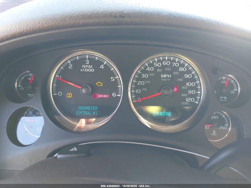 2008 GMC Yukon Denali VIN: 1GKFK63828J152249 Lot: 43556884