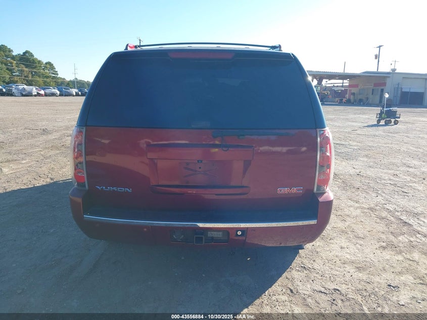 2008 GMC Yukon Denali VIN: 1GKFK63828J152249 Lot: 43556884
