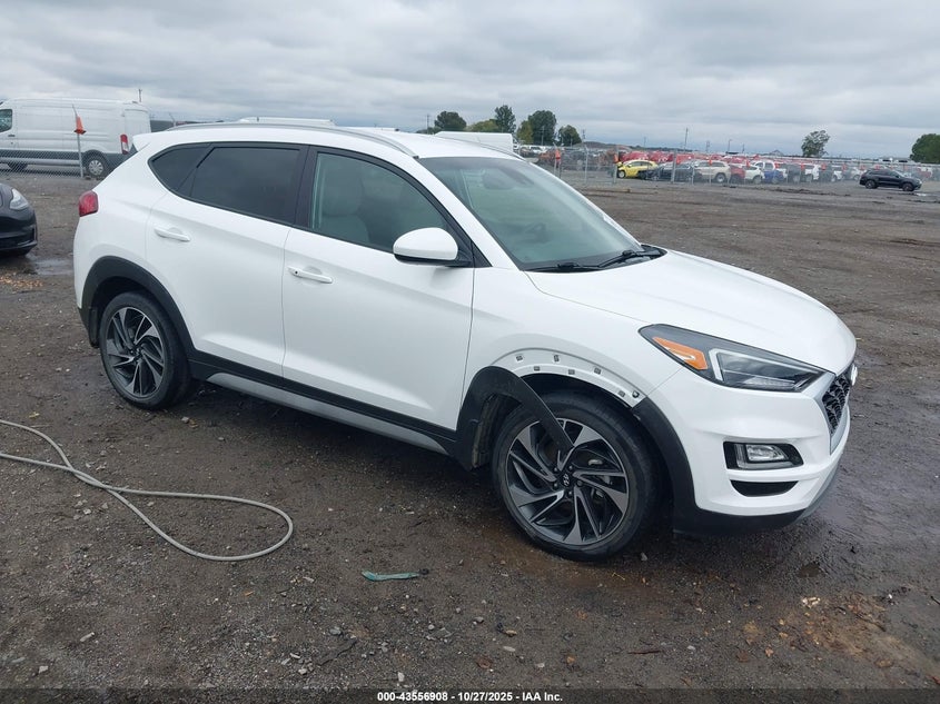 HYUNDAI TUCSON SPORT