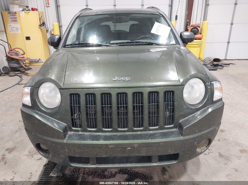 2007 Jeep Compass Sport VIN: 1J8FF47W07D427927 Lot: 43557100