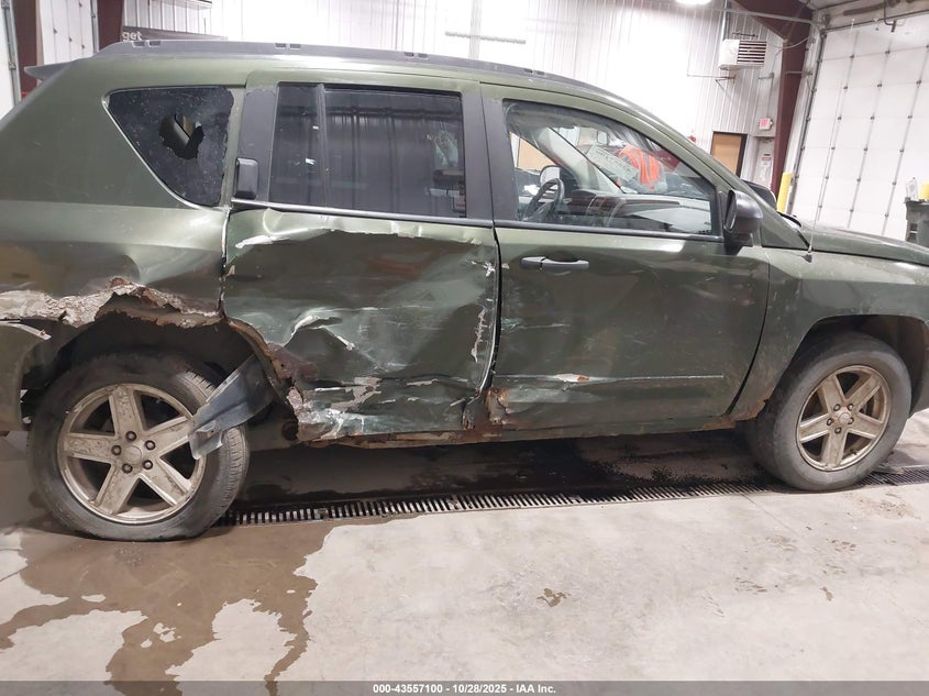 2007 Jeep Compass Sport VIN: 1J8FF47W07D427927 Lot: 43557100