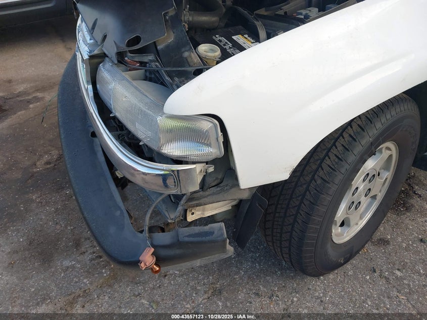 2004 Chevrolet Tahoe Ls VIN: 1GNEC13V14R112258 Lot: 43557123