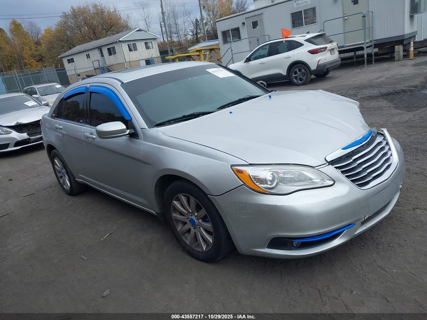CHRYSLER 200 TOURING