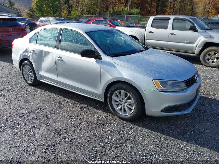 VOLKSWAGEN JETTA 2.0L S