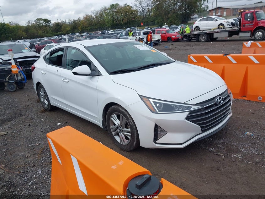 HYUNDAI ELANTRA SEL