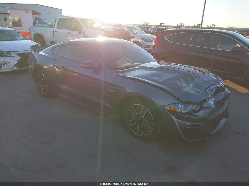 FORD MUSTANG GT PREMIUM FASTBACK