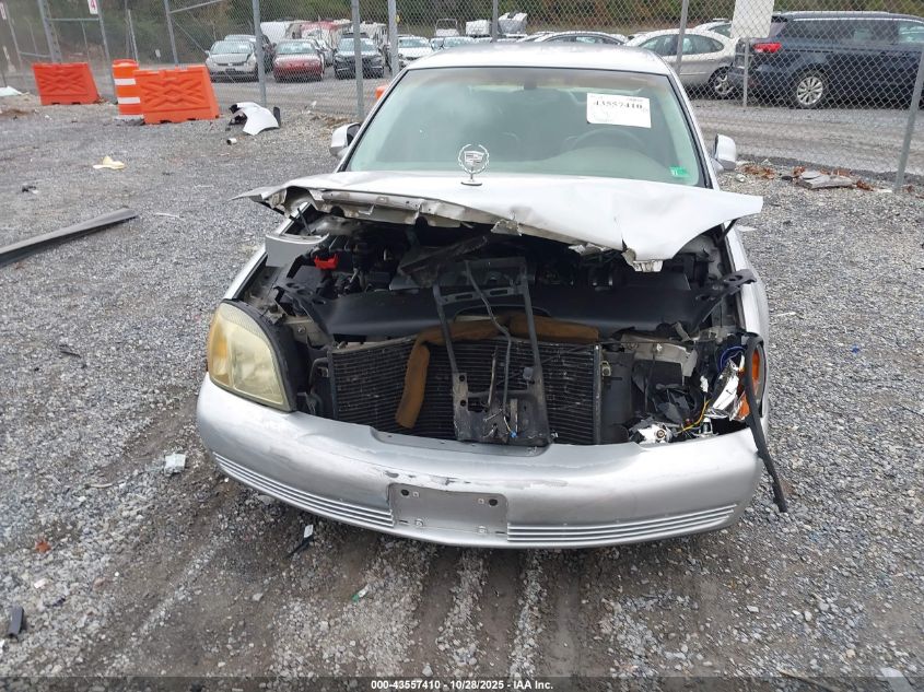 2003 Cadillac Deville Standard VIN: 1G6KD54Y93U233806 Lot: 43557410