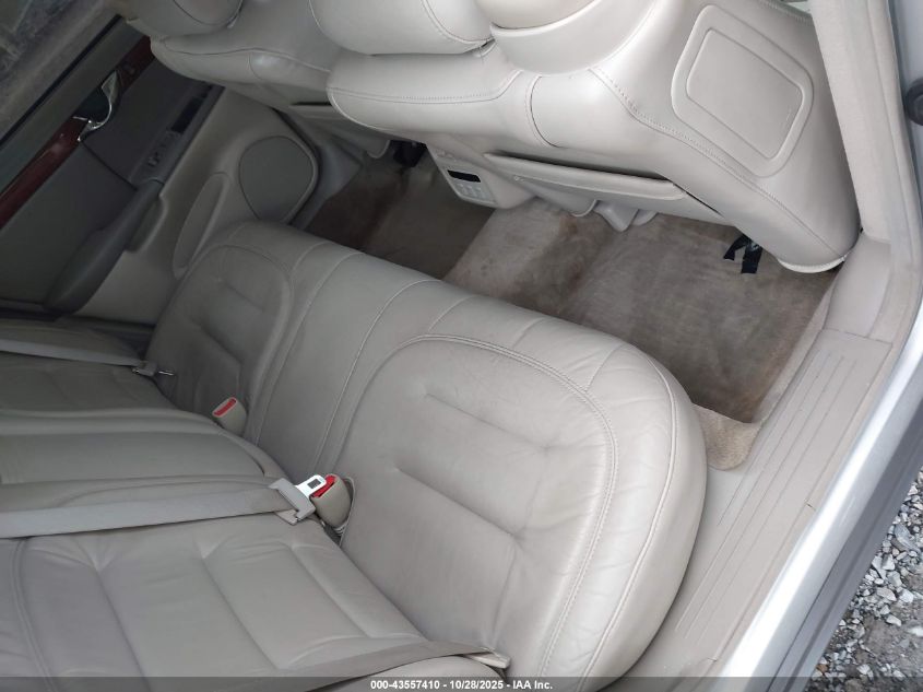 2003 Cadillac Deville Standard VIN: 1G6KD54Y93U233806 Lot: 43557410