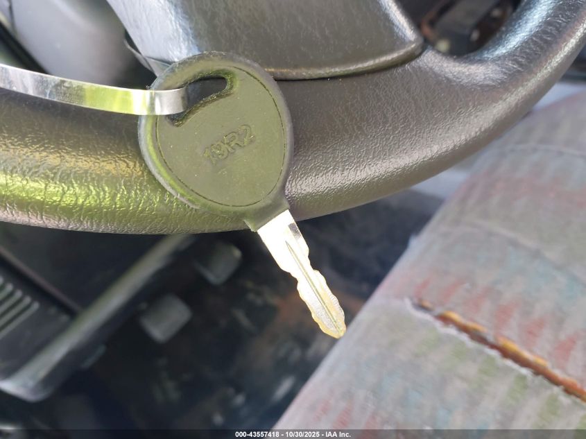 1998 Jeep Wrangler Se VIN: 1J4FY29P0WP719631 Lot: 43557418