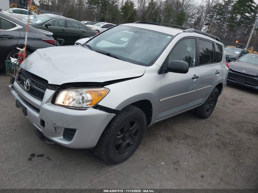 2T3BF4DVXBW100772 2011 TOYOTA RAV 4 photo no. 2