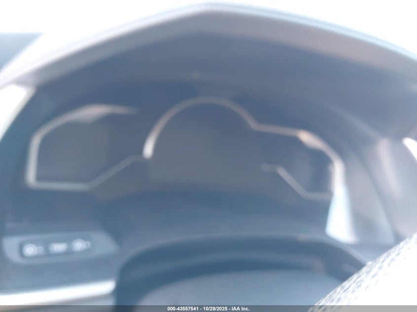 2018 Honda Clarity Plug-In Hybrid VIN: JHMZC5F17JC021082 Lot: 43557541