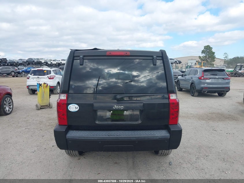 2008 Jeep Commander Sport VIN: 1J8HH48K38C141897 Lot: 43557586