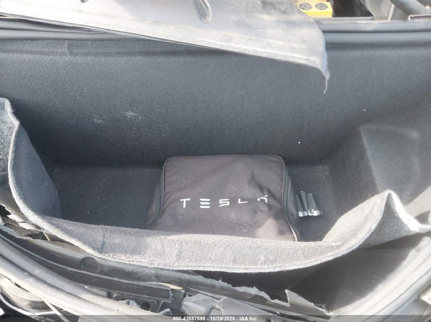 2018 Tesla Model S VIN: 5YJSA1E47JF262219 Lot: 43557595