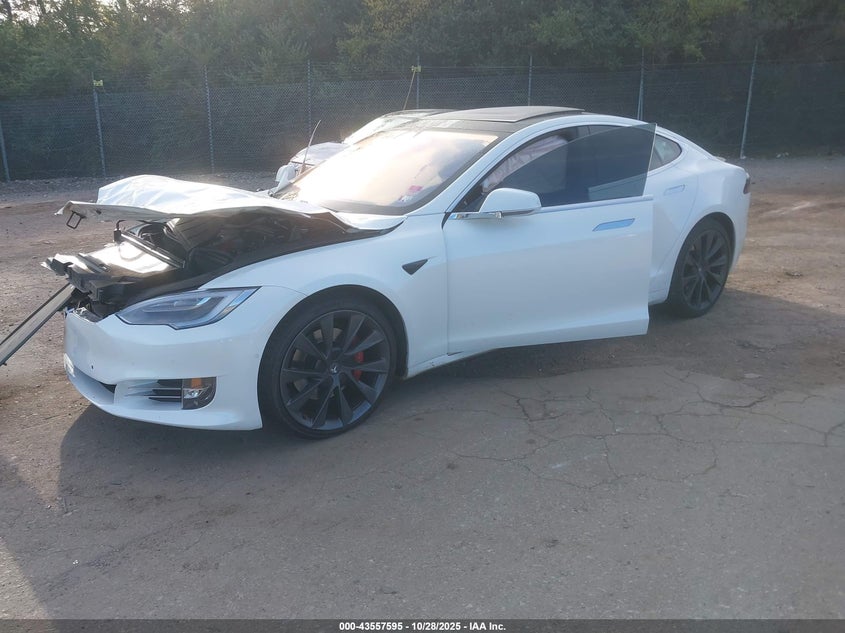 5YJSA1E47JF262219 2018 TESLA MODEL S photo no. 2