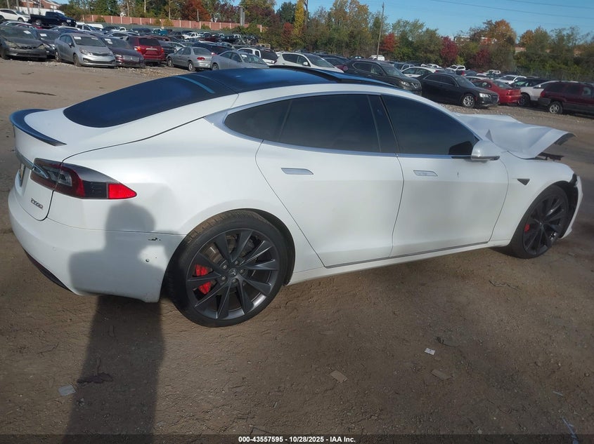 5YJSA1E47JF262219 2018 TESLA MODEL S photo no. 4