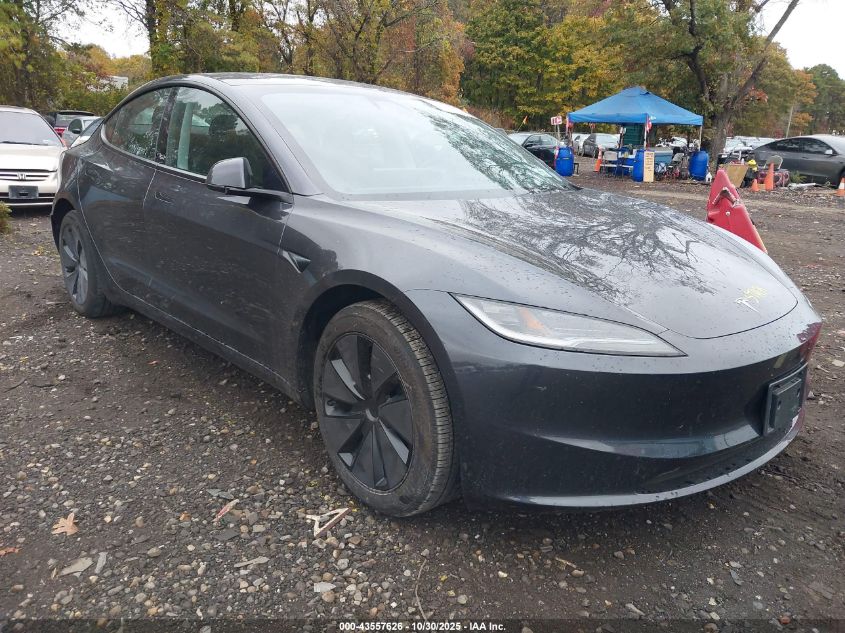 TESLA MODEL 3 LONG RANGE REAR-WHEEL DRIVE/STANDARD
