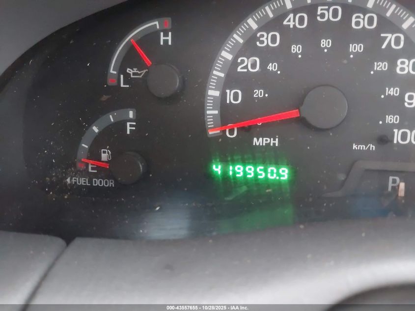 2002 Ford F-150 Lariat/Xlt VIN: 1FTRW08LX2KB72371 Lot: 43557655