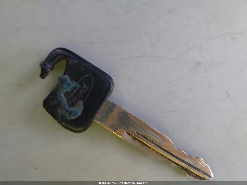 2003 Ford F-250 Xl/Xlt VIN: 3FTNF20L13MB42093 Lot: 43557667