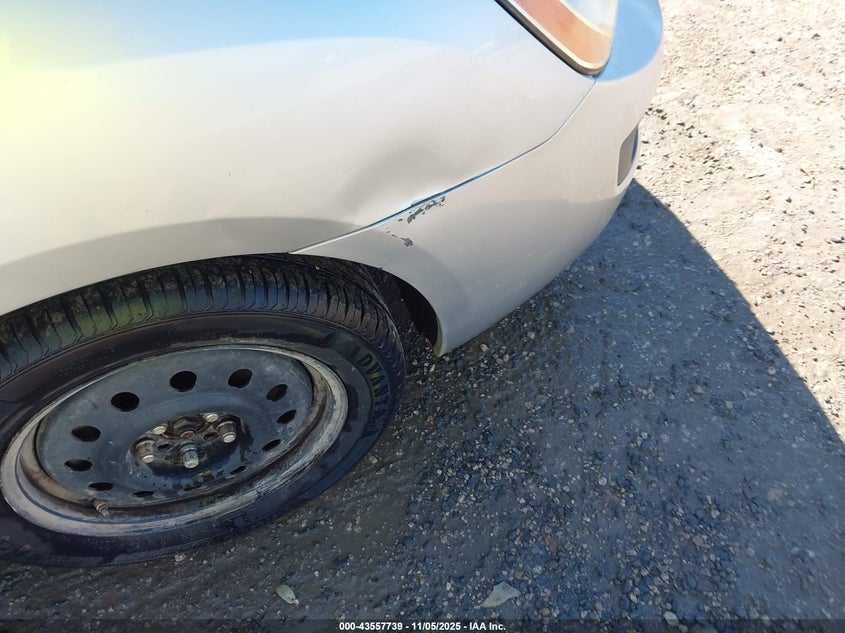 2009 Kia Rondo Lx VIN: KNAFG528X97221807 Lot: 43557739