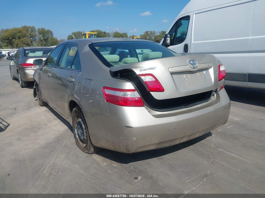 4T1BE46KX7U585971 2007 TOYOTA CAMRY photo no. 3