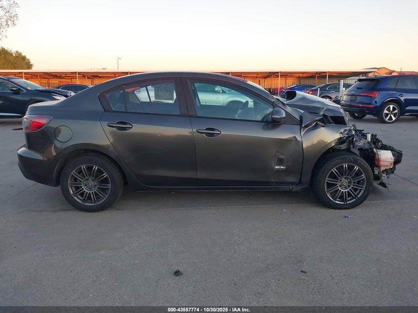 2011 Mazda Mazda3 I Touring VIN: JM1BL1VG2B1452072 Lot: 43557774