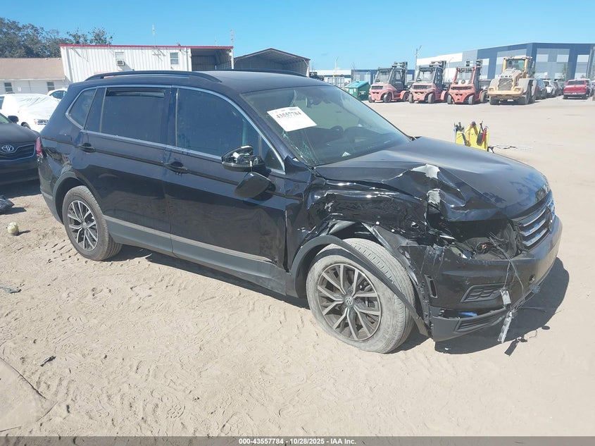 VOLKSWAGEN TIGUAN 2.0T SE/2.0T SE R-LINE BLACK/2.0T SEL