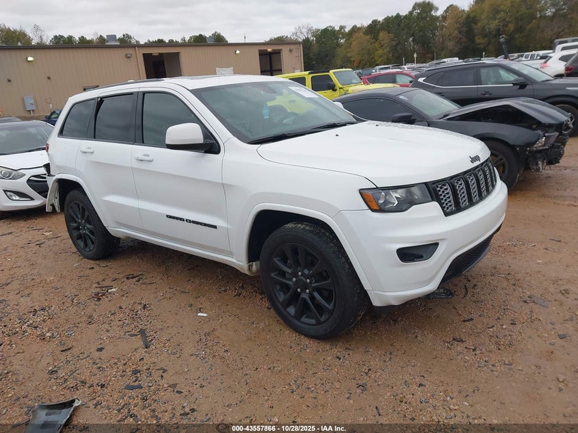 JEEP GRAND CHEROKEE ALTITUDE 4X4